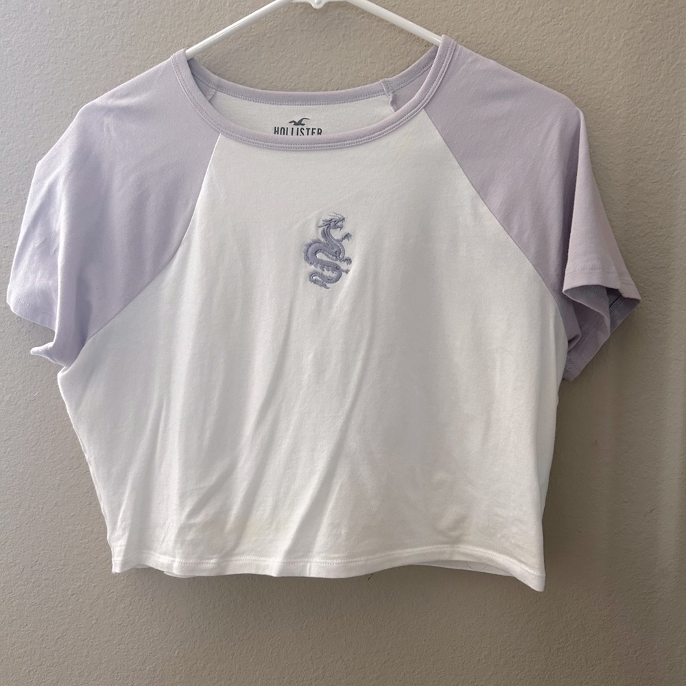 Hollister Cropped Tee